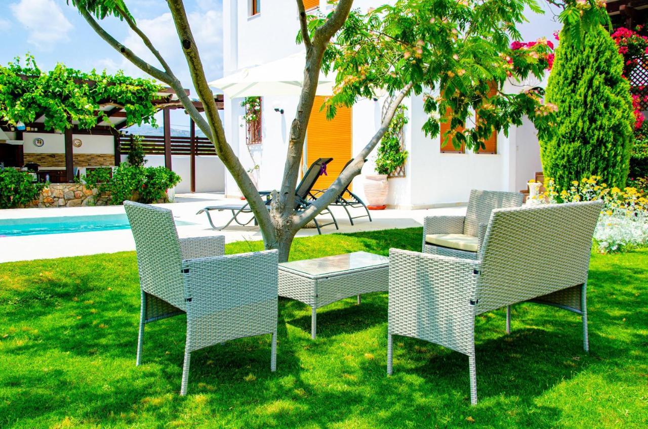 Evilion Villa Gennadi Exterior photo